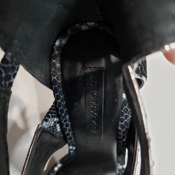 BCBGMaxAzria Freeda Cutout Studded Sandals Size 7.5 B - Picture 7 of 15